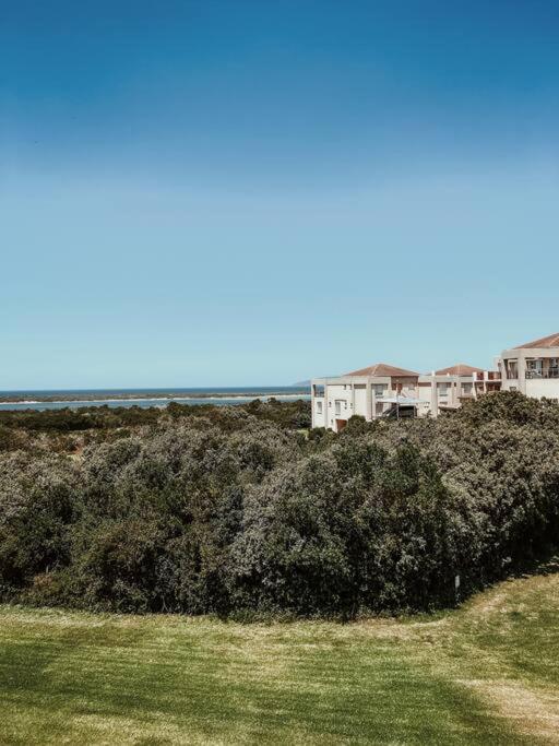 X7 -Goose Valley-Ocean Views Плеттенберг-Бей Экстерьер фото